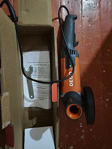 аппарат пескоблока: Угловая шлифовальная машина (болгарка) DECO DAG-125 - Диаметр диска — 2