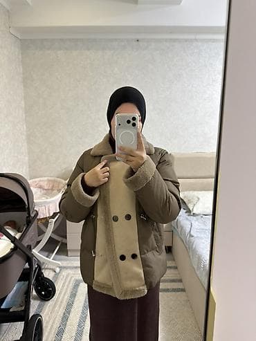 пышную куртку: Продаю куртку 1000 сом покупала 4000 сом Утеплённая женская куртка с — 4