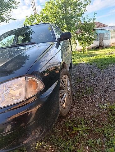 бу авто шины: Toyota Avensis: 2001 г., 1.8 л, Механика, Седан — 3