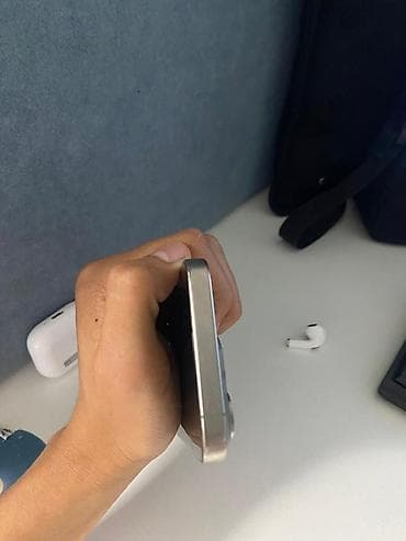 iphone 7 plus lalafo: IPhone 15 Pro, Natural Titanium — 5