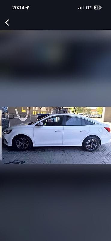 byd e2 2022: MG F: 2021 г., 1.5 л, Бензин, Лифтбек — 4