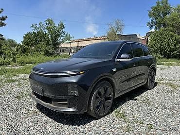 Lixiang: Lixiang L6: 2025 г., 1.5 л, Автомат, Гибрид, Кроссовер — 2