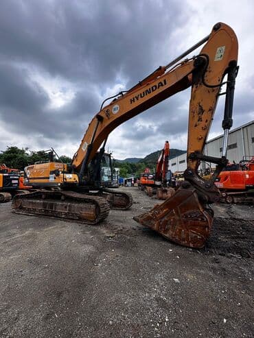 Rent out Полноповоротный экскаватор, 3000 тонн, 2 м³, Долгосрочно