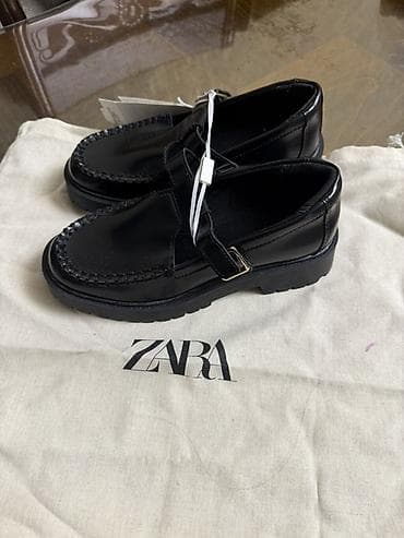кожыный куртка: Детские туфли ZARA, размер 31. - Модель: классические черные лоферы с — 1