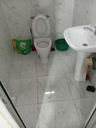 продаю пол дома район рабочий городок: Сдается в аренду двухэтажное помещение 200кв метров.2023 года. Сдается — 3