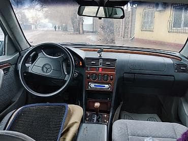 жаропрочное стекло: Mercedes-Benz C-Class: 1994 г., 2.2 л, Автомат, Бензин, Седан — 10