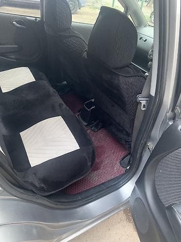 fit 1 3: Honda Fit: 2003 г., 1.5 л, Автомат, Бензин, Хэтчбэк — 5