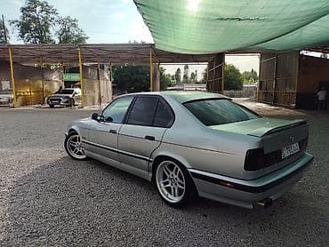 Продажа авто: BMW 520: 1994 г., 4.4 л, Механика, Бензин, Седан — 7