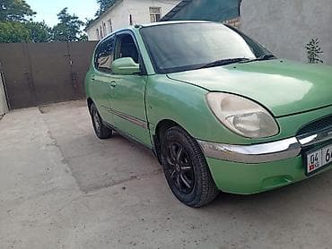Toyota Duet: 2000 г., 0.1 л, Автомат, Бензин