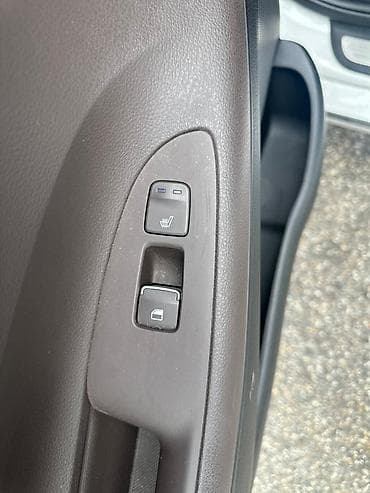 geely galaxy e5: Hyundai Grandeur: 2019 г., 2.4 л, Автомат, Бензин, Седан — 10