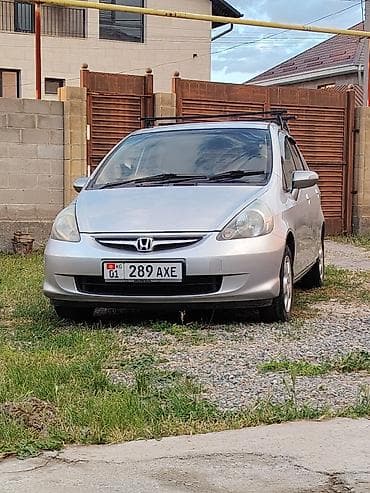 fit 2: Honda Fit: 2005 г., 1.3 л, Вариатор, Бензин, Хэтчбэк — 2