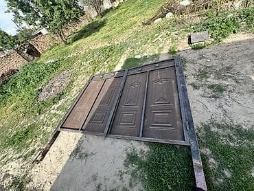 Распашные ворота: Продаю ворота цена 25000сом Металлические ворота и калитка Размер — 1
