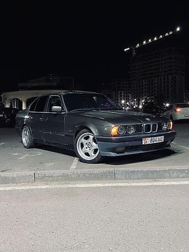 bew e34: BMW 5 series: 1992 г., Седан — 9