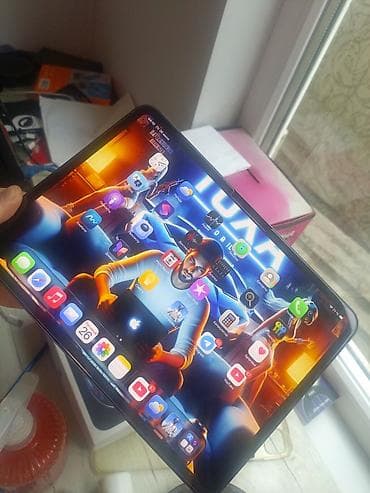 Планшет, Apple, память 256 ГБ, 10" - 11", Wi-Fi, Б/у, Классический цвет - Черный — 2