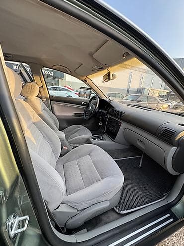 вечер: Volkswagen Passat: 2001 г., 2 л, Автомат, Бензин, Седан — 10