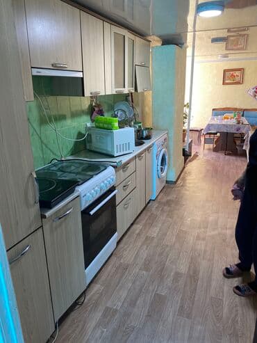 самые дешёвые дома: Үйдүн жарымы, 90 кв. м, 3 бөлмө, Менчик ээси — 7