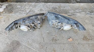 куплю или обменяю дом: Комплект передних фар Subaru 2005 г., Б/у, Оригинал, Япония — 2