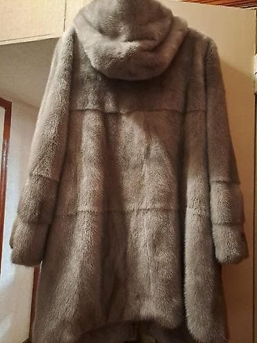 Шуба из серебристой норки Италия с капюшоном размер 50-52,цена 35000 — 2