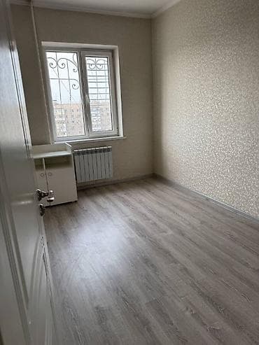 flat osh: 3 комнаты, 70 м², 106 серия, 8 этаж, Евроремонт — 10