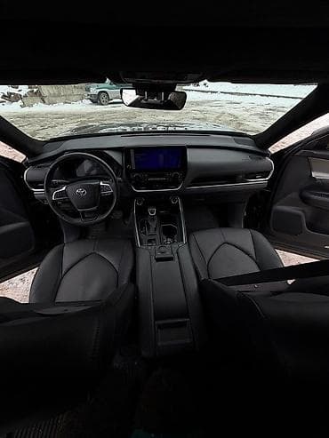 prius v: Toyota Grand Highlander: 2024 г., Кроссовер — 9