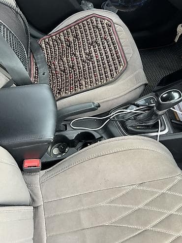 Hyundai Solaris: 2017 г., 1.6 л, Автомат, Бензин, Седан — 10