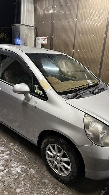 magi: Honda Fit: 2003 г., 1.3 л, Автомат, Бензин, Хэтчбэк — 4