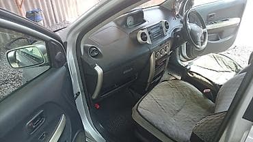 prius plus: Toyota Ist: 2004 г., 1.3 л, Автомат, Бензин, Хэтчбэк — 8