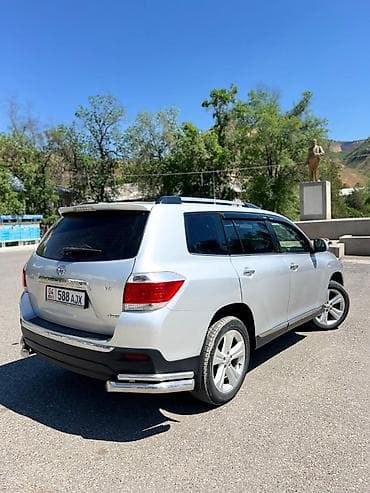 Toyota Highlander: 2011 г., 3.5 л, Бензин, Кроссовер — 5