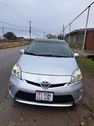 приус 2013: Toyota Prius: 2012 г., 1.8 л, Вариатор, Гибрид, Хэтчбэк — 2