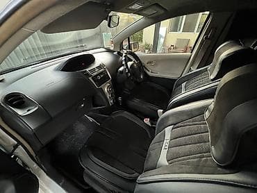 продажа автомобилей тойота: Toyota Vitz: 2006 г., 1.3 л, Робот, Бензин, Хэтчбэк — 6