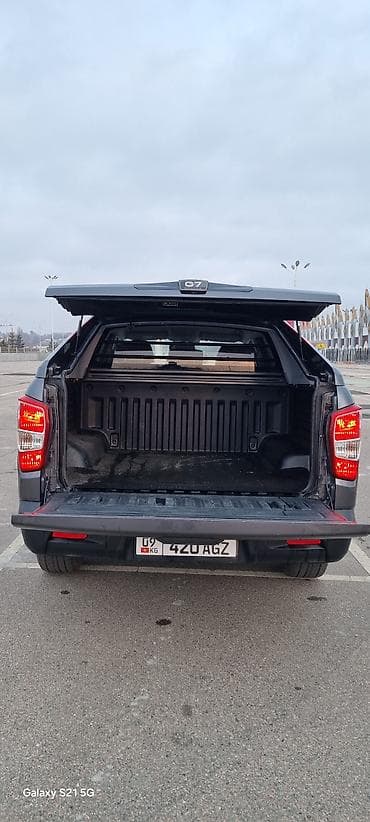 sprinter 4 4: Ssangyong Rexton Sports: 2018 г., 2.2 л, Автомат, Дизель, Пикап — 2