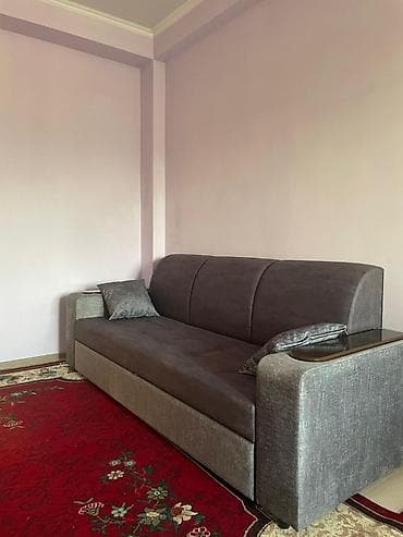 Прямой диван, Б/у