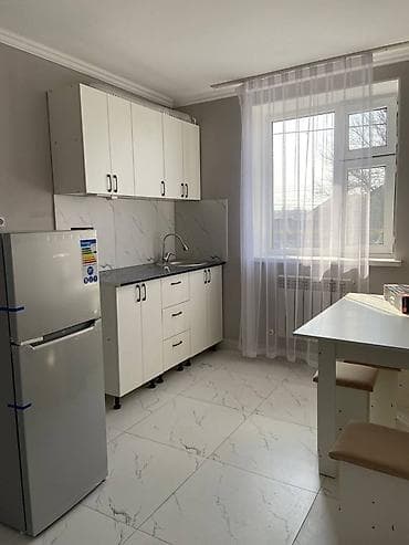 Кыймылсыз мүлк: 1 бөлмө, Кыймылсыз мүлк агенттиги, Чогуу жашоосу жок, Толугу менен эмереги бар — 3