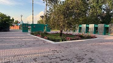дом из сруба: РЕДКОЕ ПРЕДЛОЖЕНИЕ В ЦЕНТРЕ ТОКМОКА! Продается старый дом с участком — 9