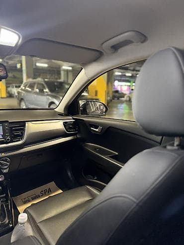 Продажа авто: Kia Stonic: 2018 г., 1.4 л, Автомат, Бензин, Кроссовер — 10
