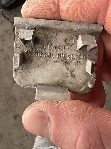 srv 3: Заглушка бампера Mercedes-Benz, Оригинал — 2