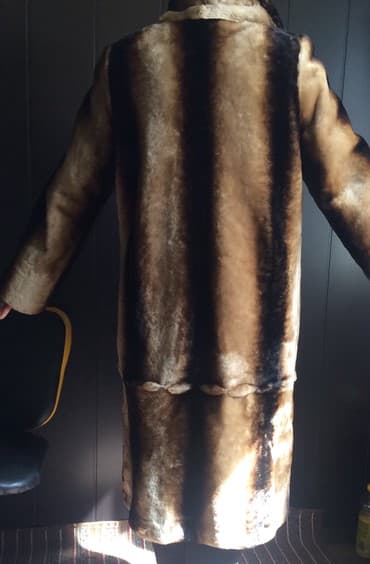 Спецодежда: Продаю шубу мутон в отличном состоянии.50 размер.ватсапп — 2