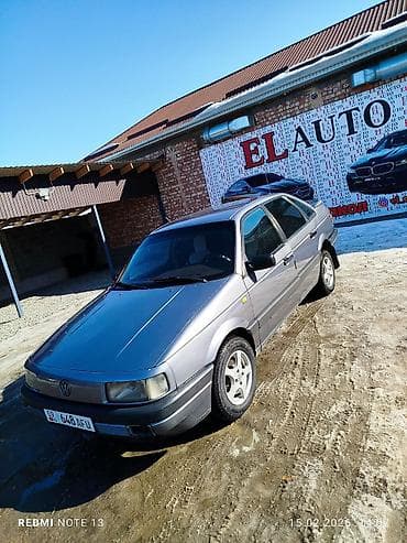 lexus 2021: Volkswagen Passat: 1990 г., 1.8 л, Седан — 10