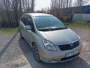 бампер поло: Toyota Corolla Verso: 2004 г., 2 л, Механика, Дизель, Минивэн — 4