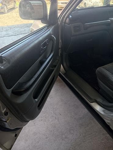 дубул кабина: Honda CR-V: 1997 г., 2 л, Автомат, Бензин, Кроссовер — 4
