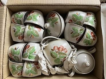 фарфоровый чайник: Фарфоровый чайный сервиз в коробке - Классический белый фарфор с — 1