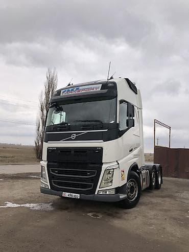 пл: Тягач, Volvo, Тентованный — 9