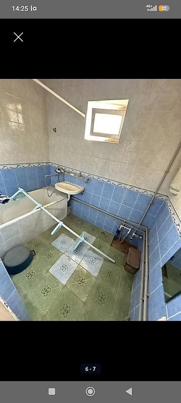 купить дом в селекции: Срочно продается Времянка 🏡Район: Ак-Ордо2 возле Стадион ✅Участок — 5