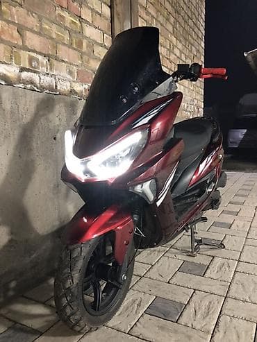 скутер с документами: Продаю Скутер Макси, в Хорошем Состоянии! 🔴 Пробег 6900 км 👍 — 1