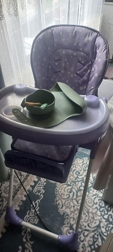 на 2 года: Детский стульчик для кормления с подносом подарок - Цвет — 4