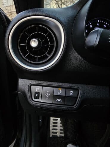 крыло нексия 2: Kia K3: 2019 г., 1.6 л, Робот, Бензиновая, Хэтчбэк — 6