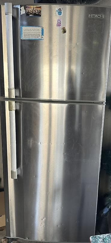 sharp r3: Холодильник Hitachi, Б/у, Двухкамерный — 1