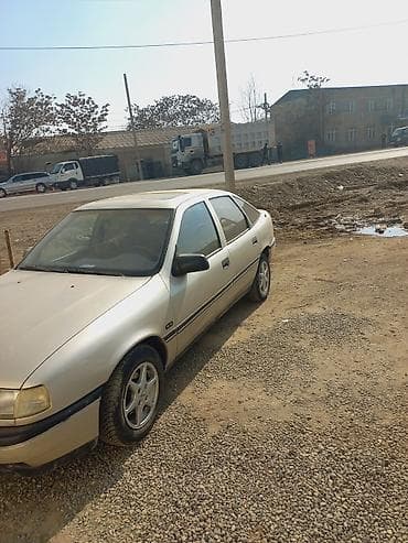 kia stringer: Opel Vectra: 1992 г., 2 л, Автомат, Бензин, Хэтчбэк — 6