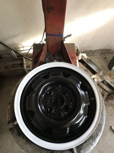 цена домкрата для легкового автомобиля: Audi 100: 1988 г., Бензин — 7