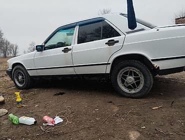 машина бмб: Mercedes-Benz 190: 1987 г., 2 л, Механика, Бензин, Седан — 3
